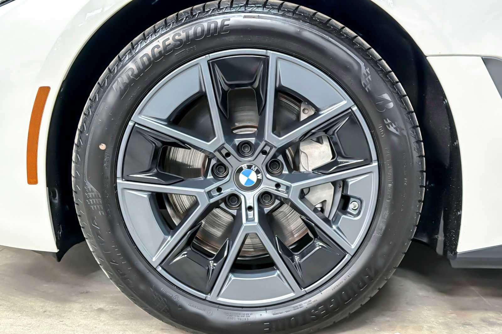 Used 2025 BMW i4 eDrive40 w/ Premium Package image 26