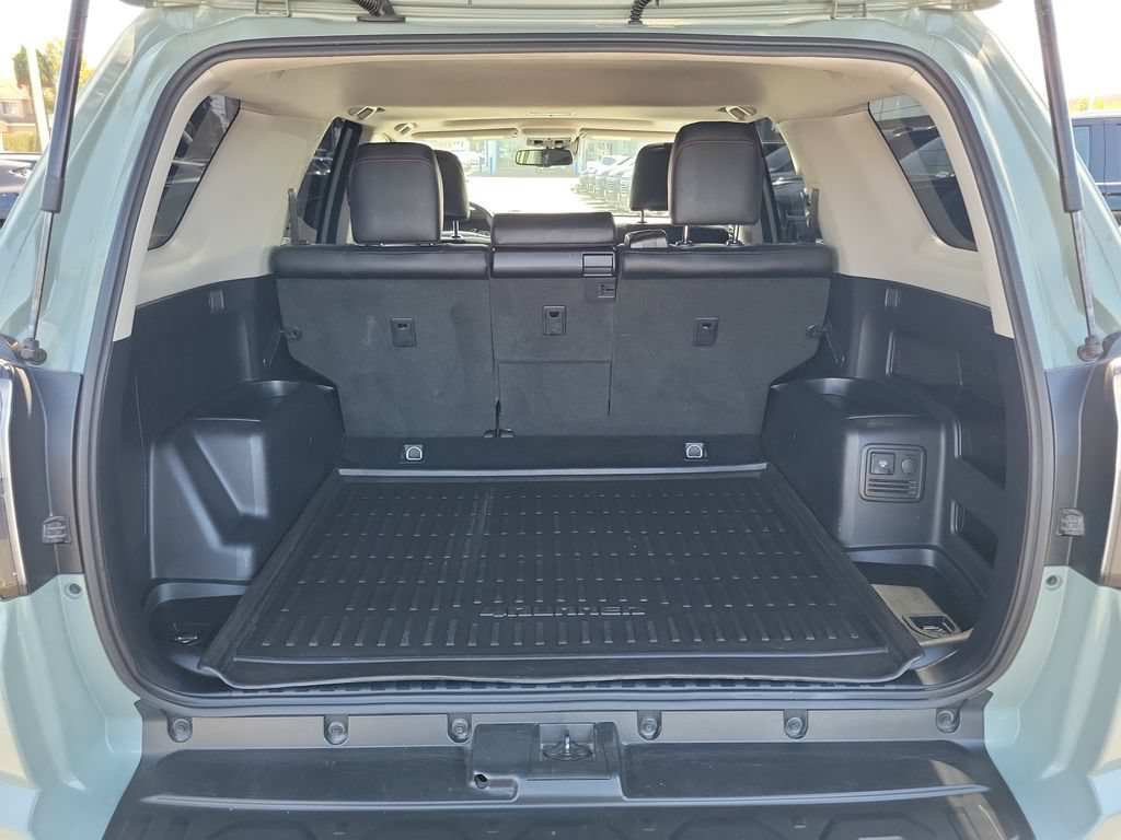 Used 2023 Toyota 4Runner TRD Off-Road Premium w/ Off Road Premium Plus Package AWD/4WD image 25