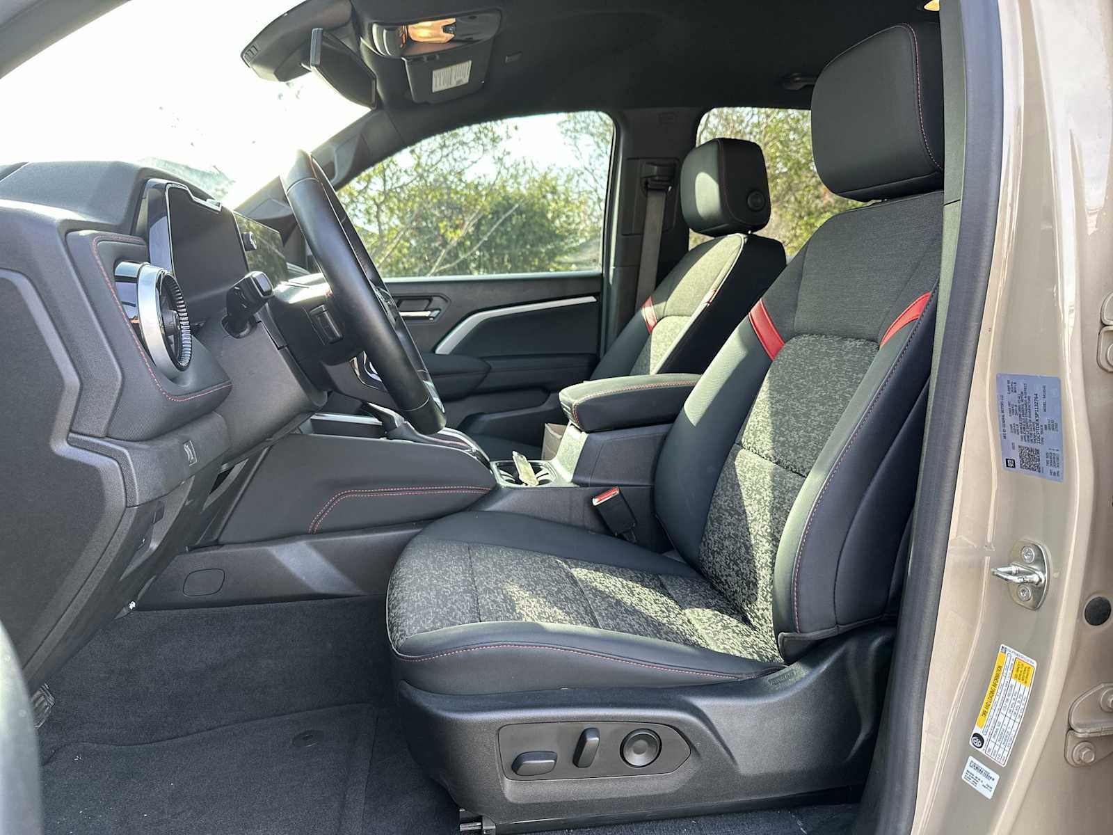 Certified 2023 Chevrolet Colorado Z71 w/ Z71 Convenience Package 2 image 2