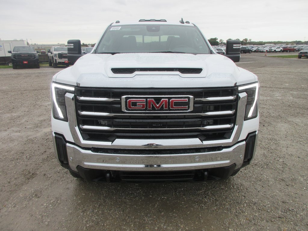 New 2026 GMC Sierra 3500 SLE w/ SLE Value Package image 12