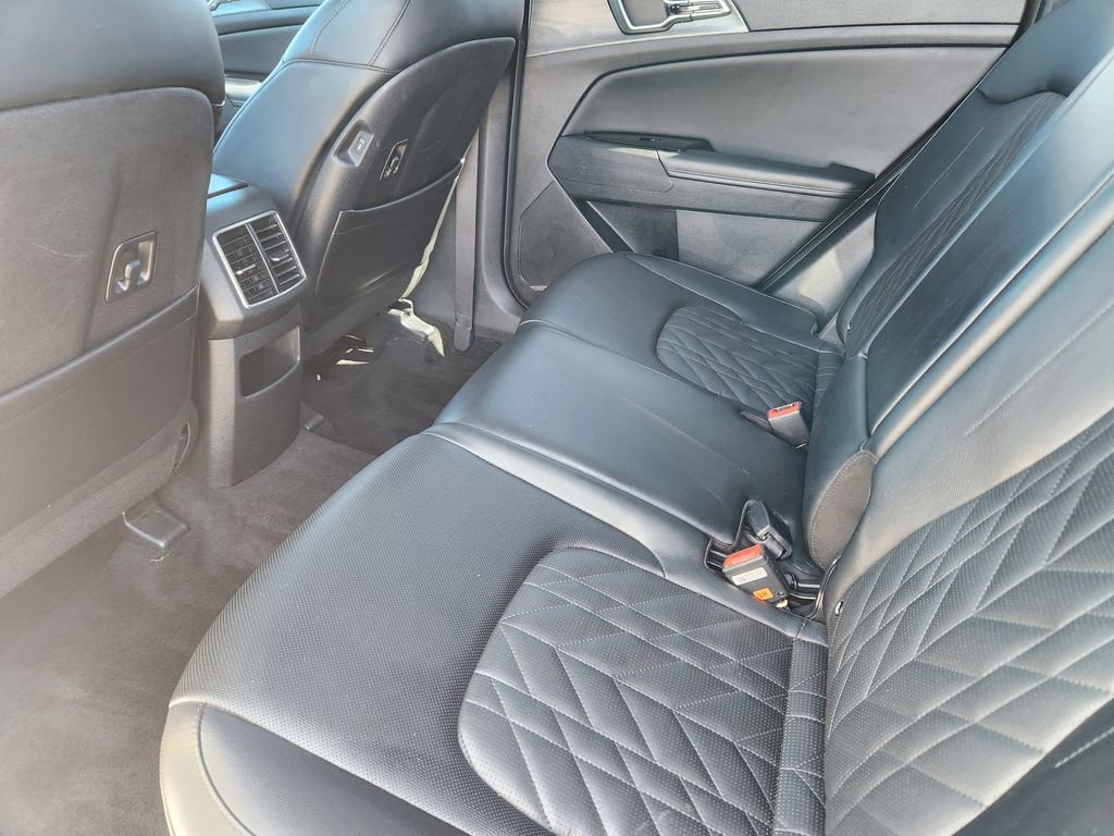 Used 2023 Kia Sportage X-Pro image 9
