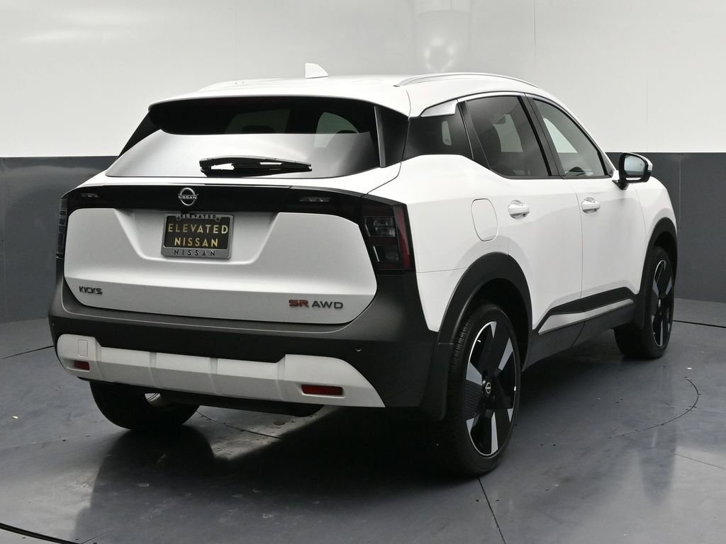 Certified 2025 Nissan Kicks SR image 4