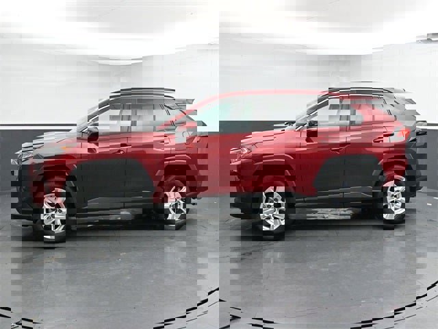 Used 2021 Toyota RAV4 XLE w/ Convenience Package image 9