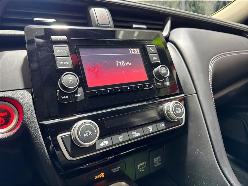 Used 2019 Honda Insight LX image 14