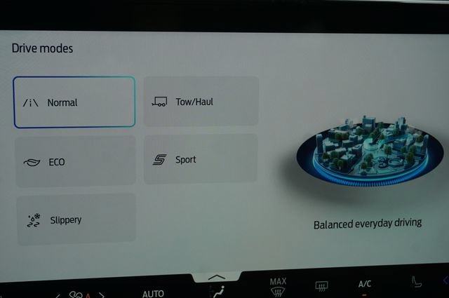 New 2027 Ford Expedition Active RWD image 16