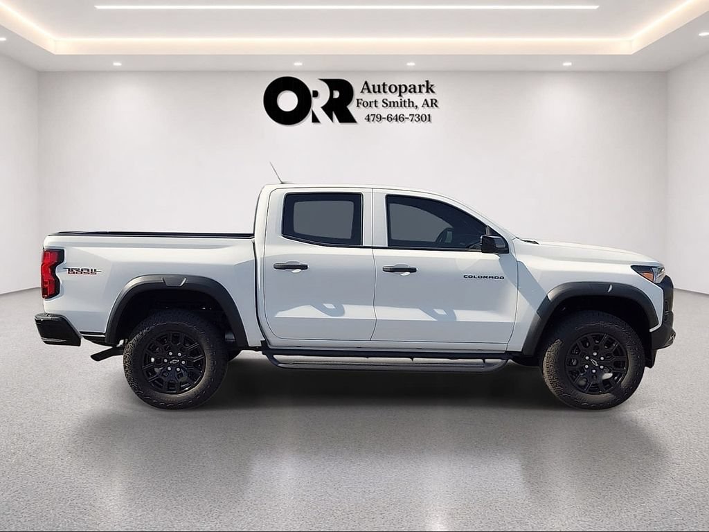 Used 2026 Chevrolet Colorado Trail Boss AWD/4WD image 6