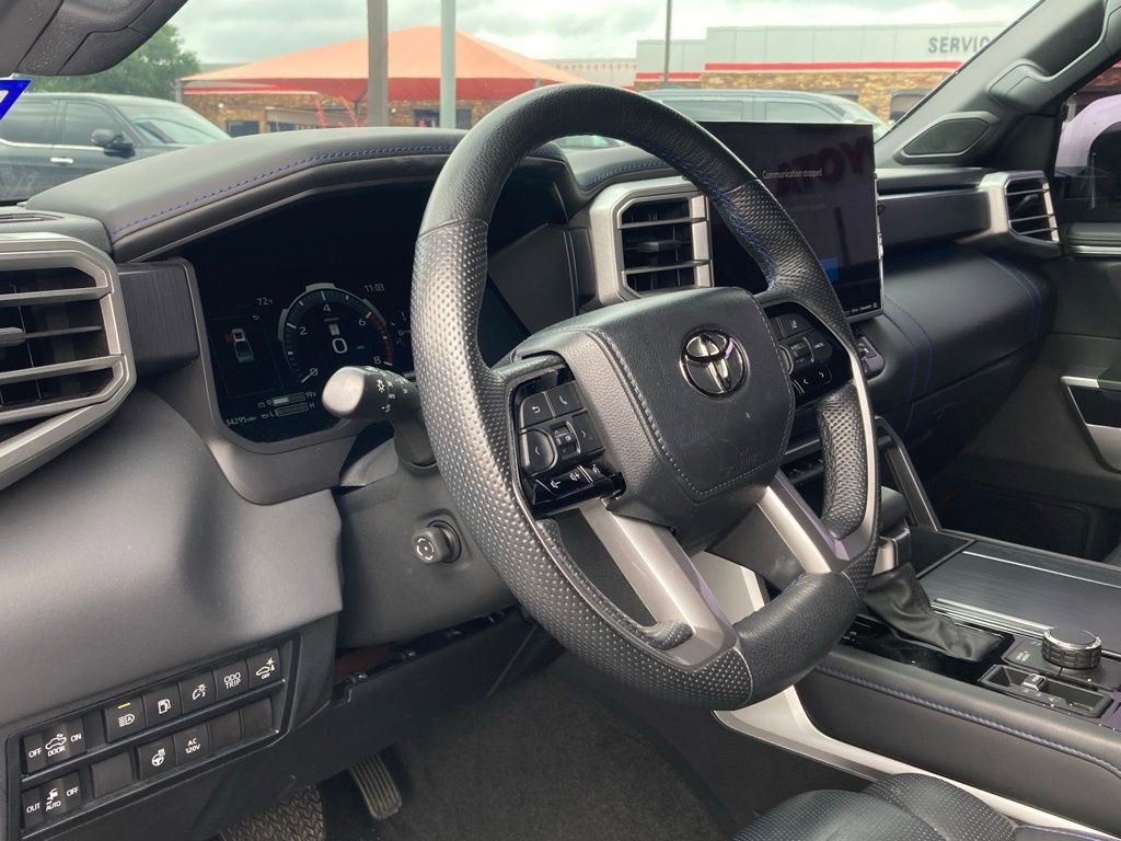 Used 2024 Toyota Tundra Platinum AWD/4WD image 8