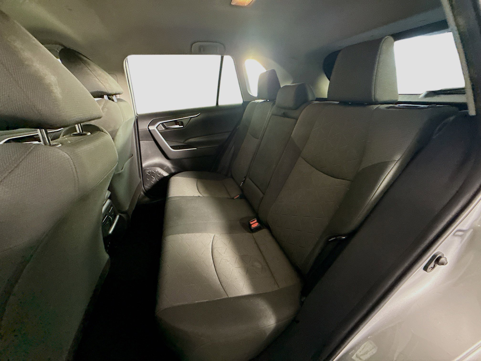 Used 2020 Toyota RAV4 XLE image 25