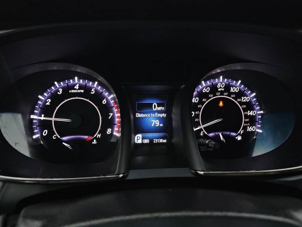 Used 2016 Toyota Avalon Touring image 6