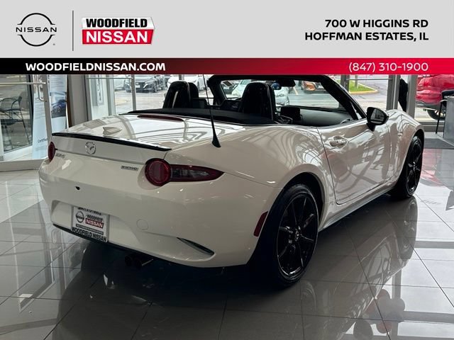 Used 2020 MAZDA MX-5 Miata Club RWD image 4