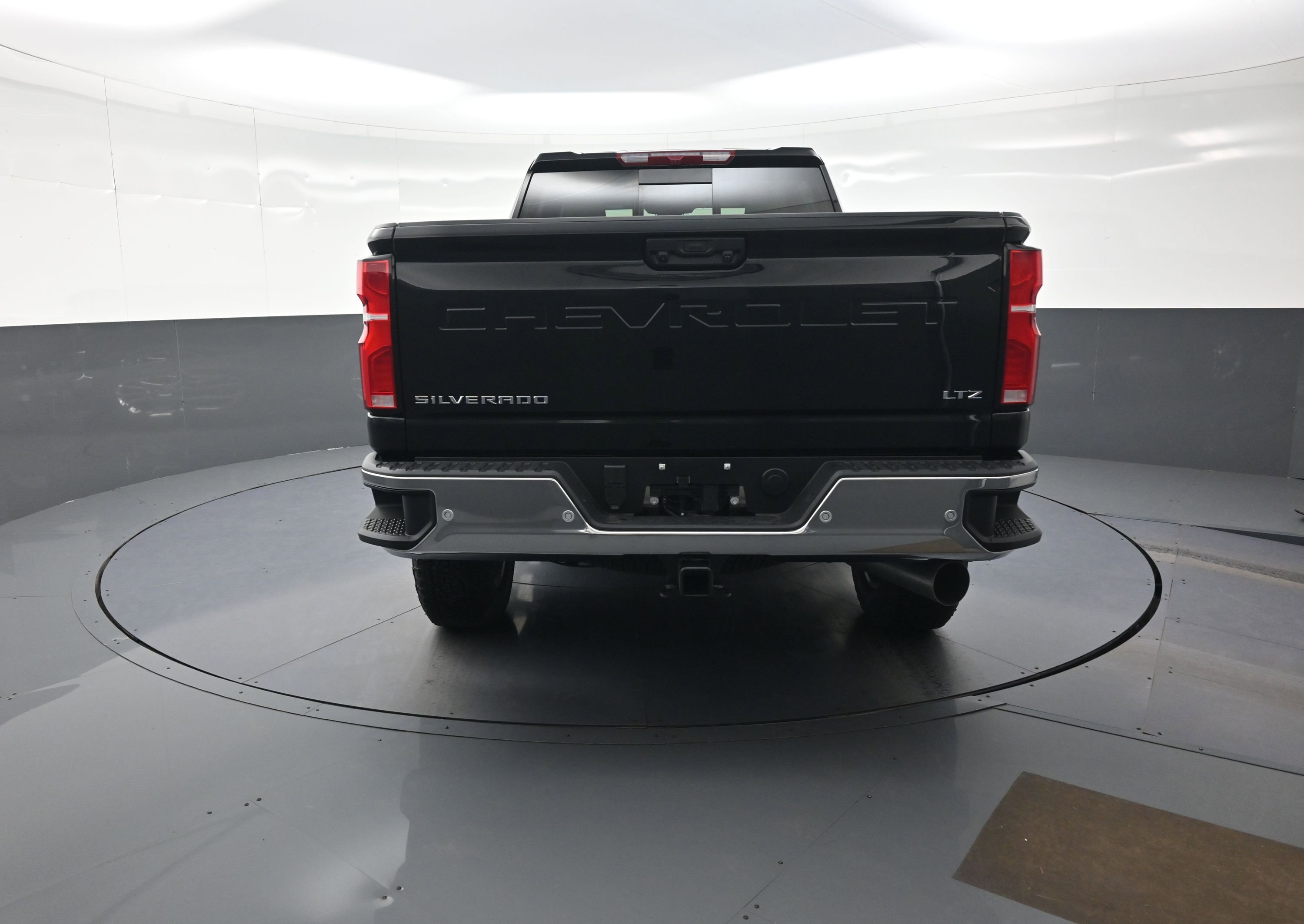 New 2026 Chevrolet Silverado 2500 LTZ w/ LTZ Convenience Package image 4
