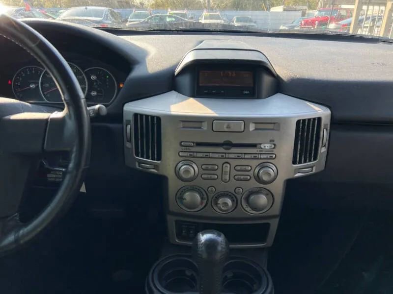 Used 2004 Mitsubishi Endeavor Limited image 19