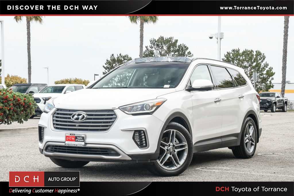 Used 2017 Hyundai Santa Fe FWD w/ Cargo Package