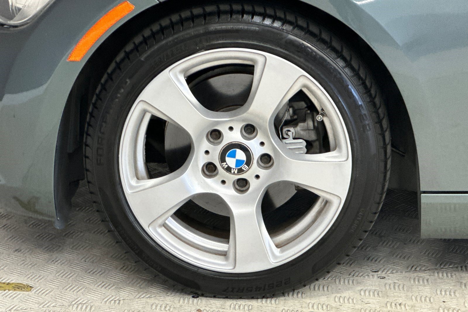 Used 2010 BMW 328i Convertible RWD image 12
