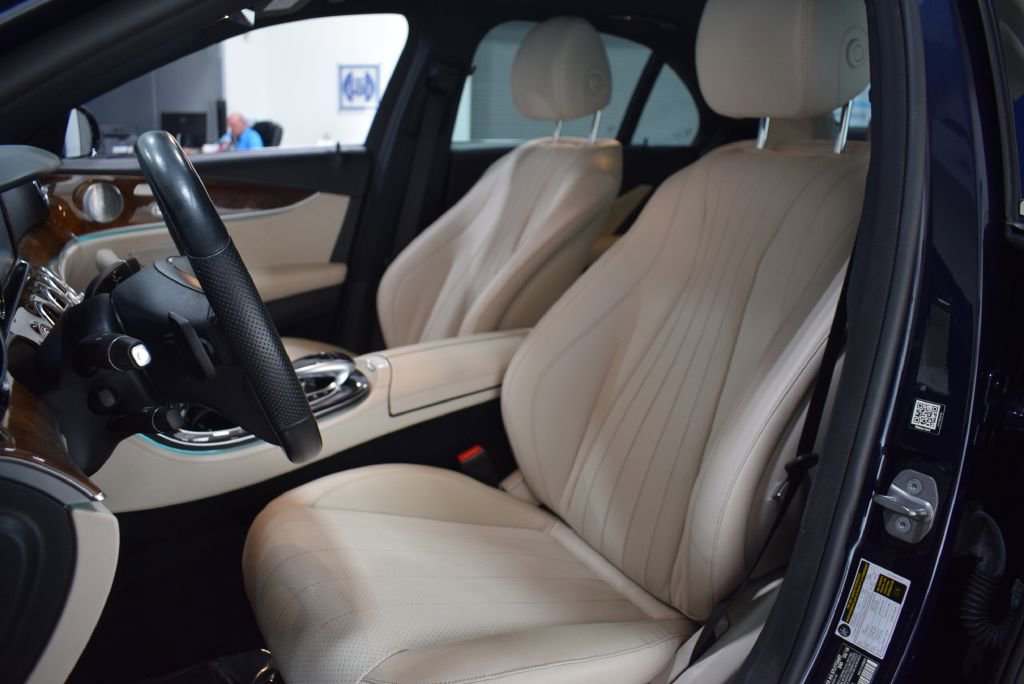 Used 2018 Mercedes-Benz E 300 w/ Premium 1 Package image 10