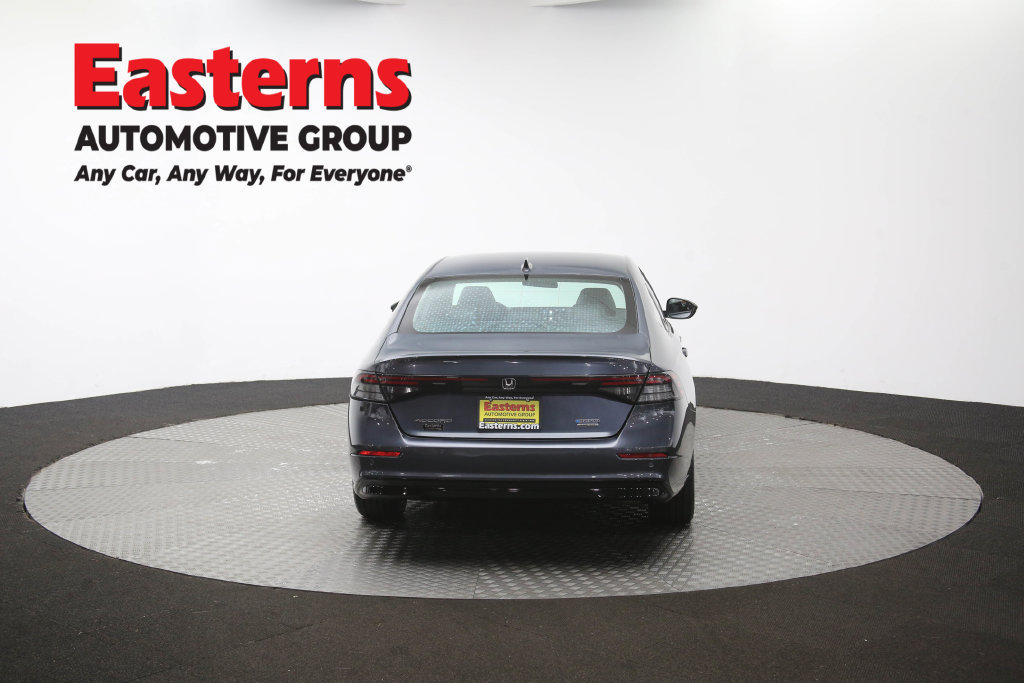 Used 2023 Honda Accord Touring image 41