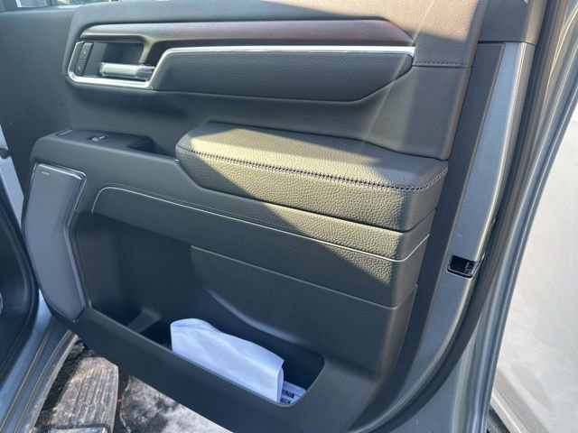 New 2026 GMC Sierra 3500 Denali w/ Denali Reserve Package image 26