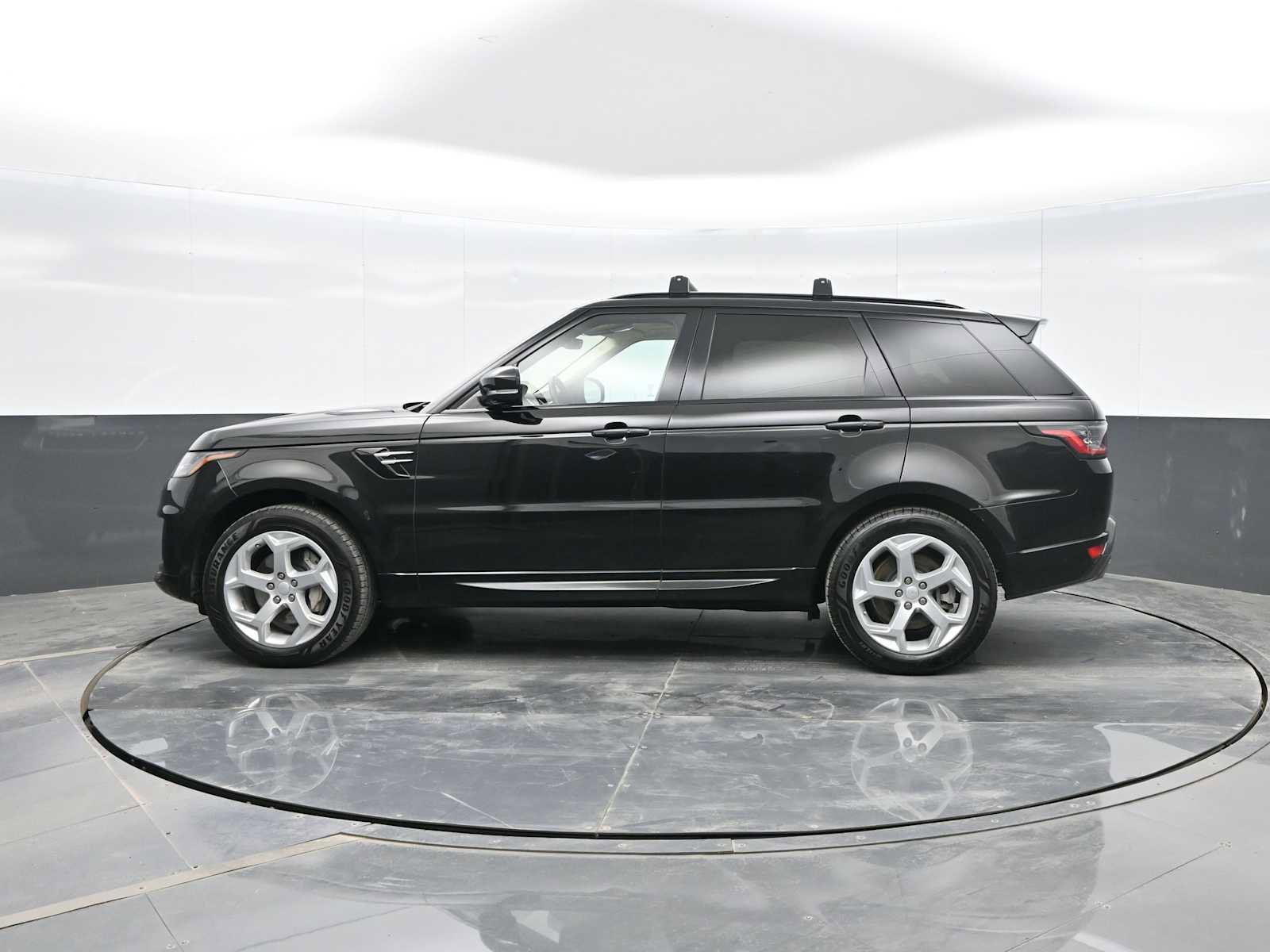 Used 2018 Land Rover Range Rover Sport HSE image 4