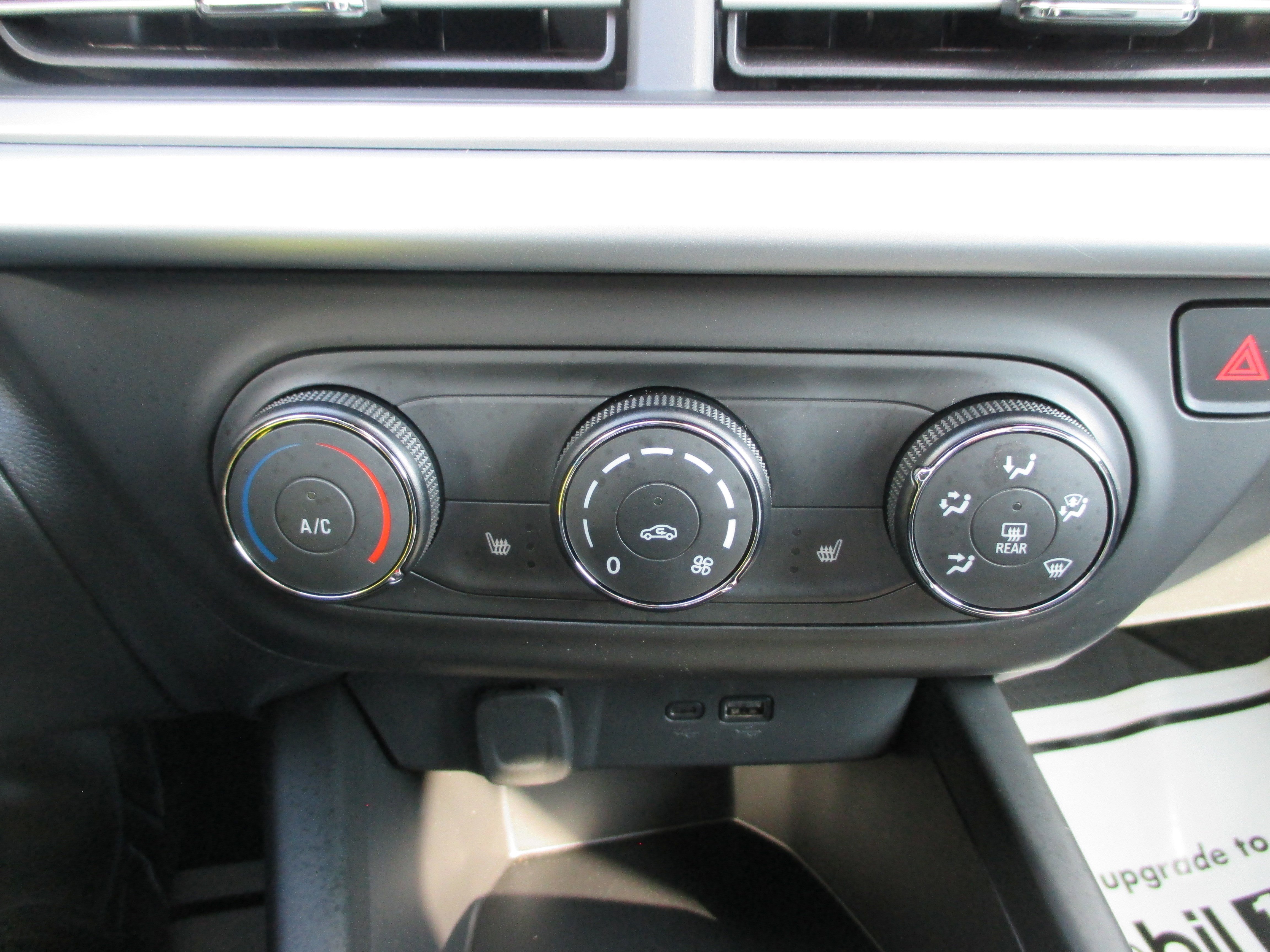 Used 2026 Chevrolet Trax LS w/ LS Convenience Package image 16