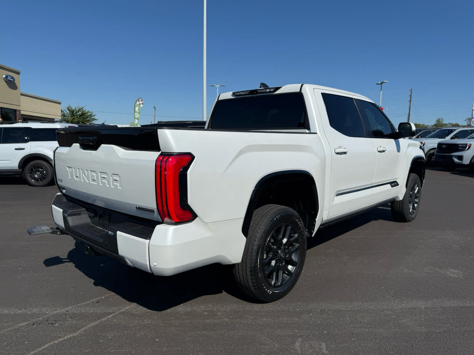 Used 2025 Toyota Tundra Platinum AWD/4WD image 20