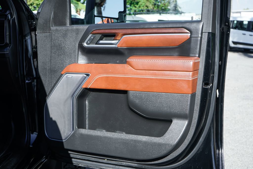 Used 2024 GMC Sierra 3500 Denali Ultimate image 45