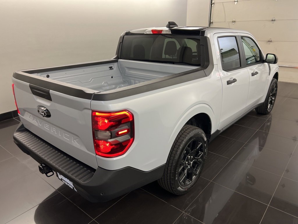 New 2025 Ford Maverick XLT w/ XLT Luxury Package image 6