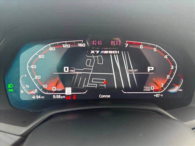 Used 2022 BMW X7 M50i w/ Dynamic Handling Package AWD/4WD image 11