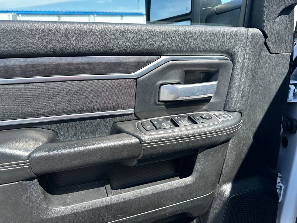 Used 2024 RAM 2500 Big Horn AWD/4WD image 19