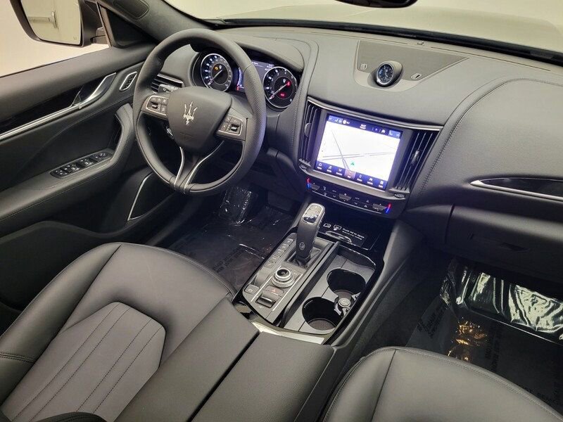 Used 2023 Maserati Levante GT image 40