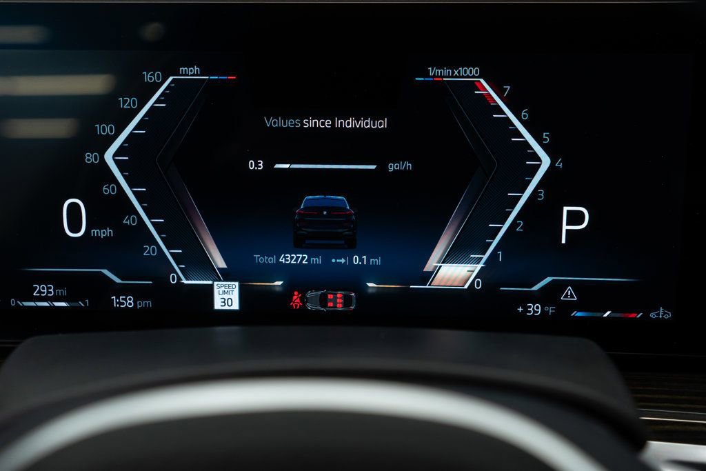 Used 2025 BMW X6 xDrive40i image 22