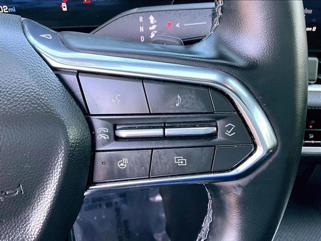 Used 2025 Chevrolet Equinox LT w/ Safety and Technology Package FWD image 20