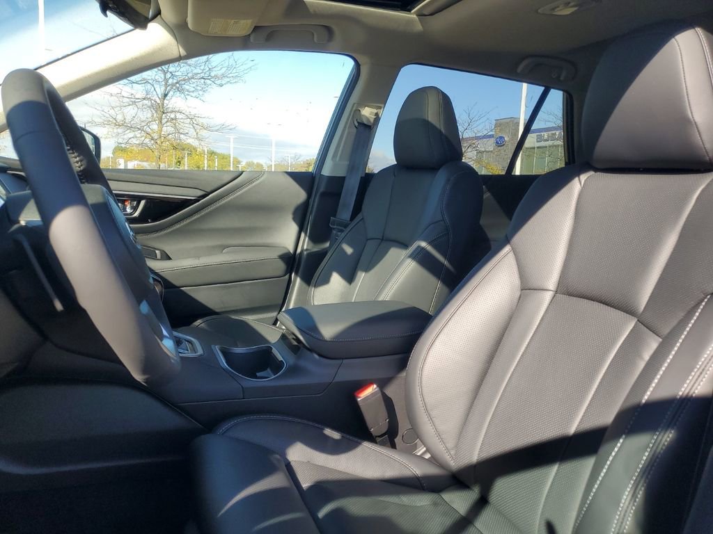 Used 2025 Subaru Outback Touring XT image 26