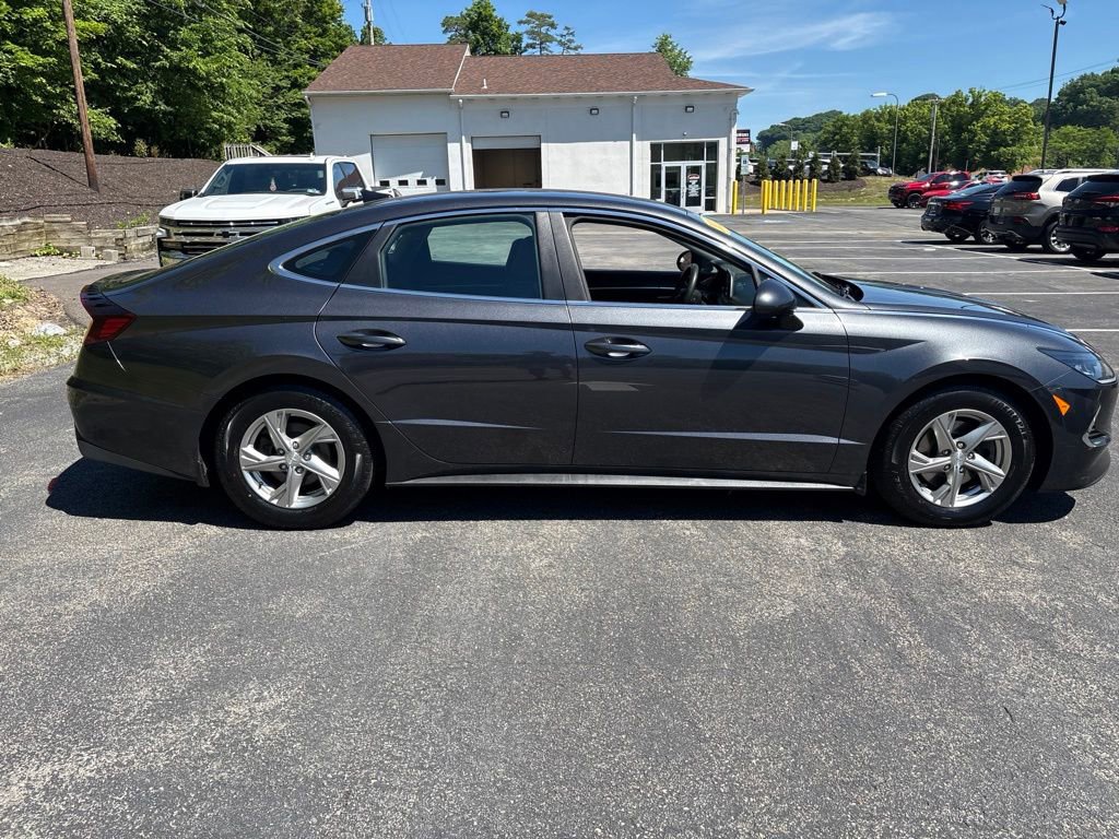Used 2021 Hyundai Sonata SE w/ Cargo Package FWD image 6
