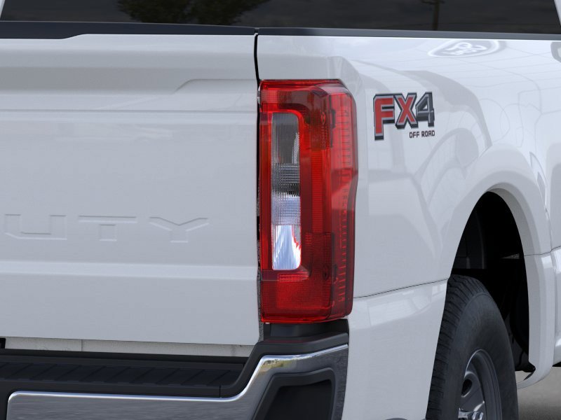 New 2026 Ford F250 XL w/ FX4 Off-Road Package AWD/4WD image 23