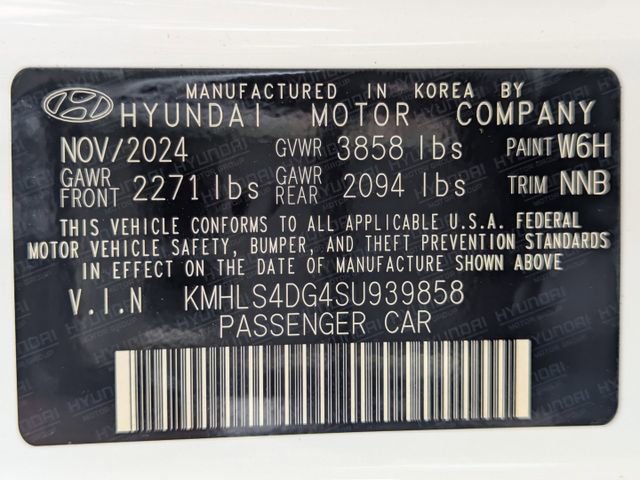 Certified 2025 Hyundai Elantra SEL image 24