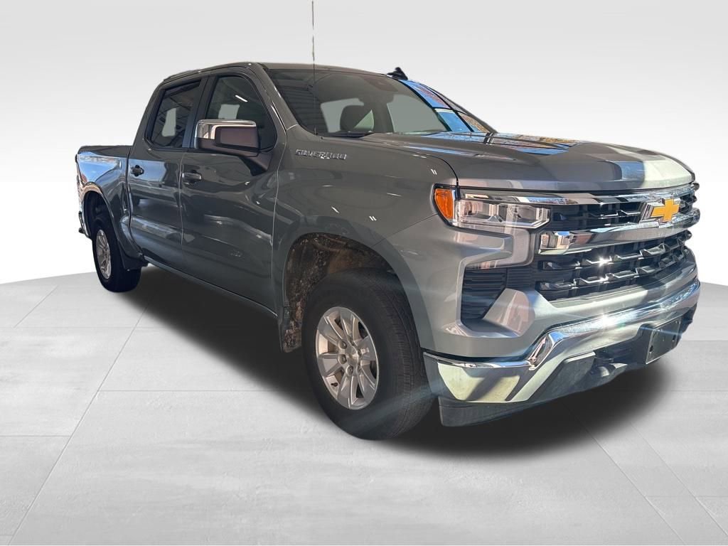 Used 2025 Chevrolet Silverado 1500 LT image 7