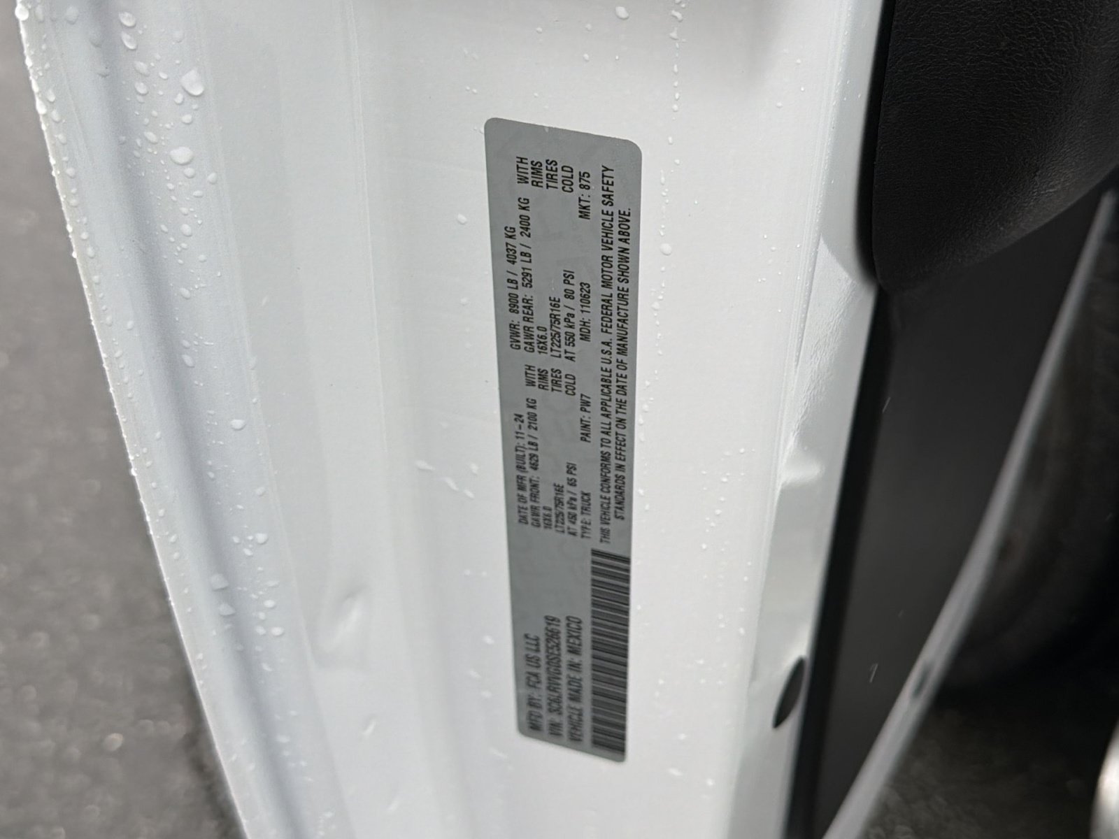 Used 2025 RAM ProMaster 2500 w/ U-Haul Equipment Group FWD image 26