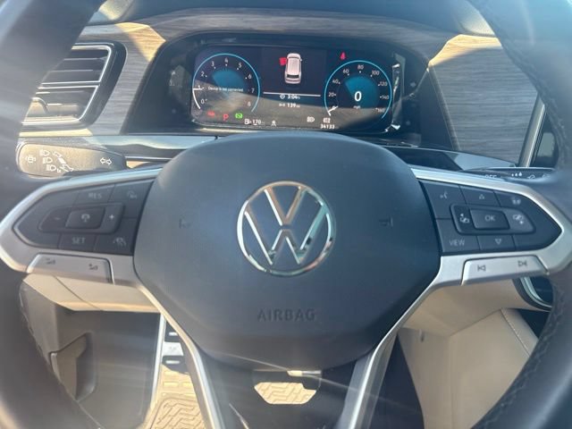 Used 2024 Volkswagen Atlas SEL Premium R-Line AWD/4WD image 10
