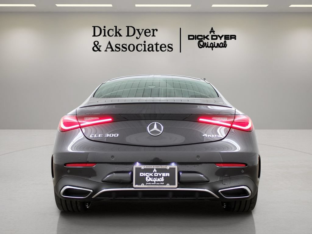 Used 2025 Mercedes-Benz CLE 300 4MATIC Coupe image 4