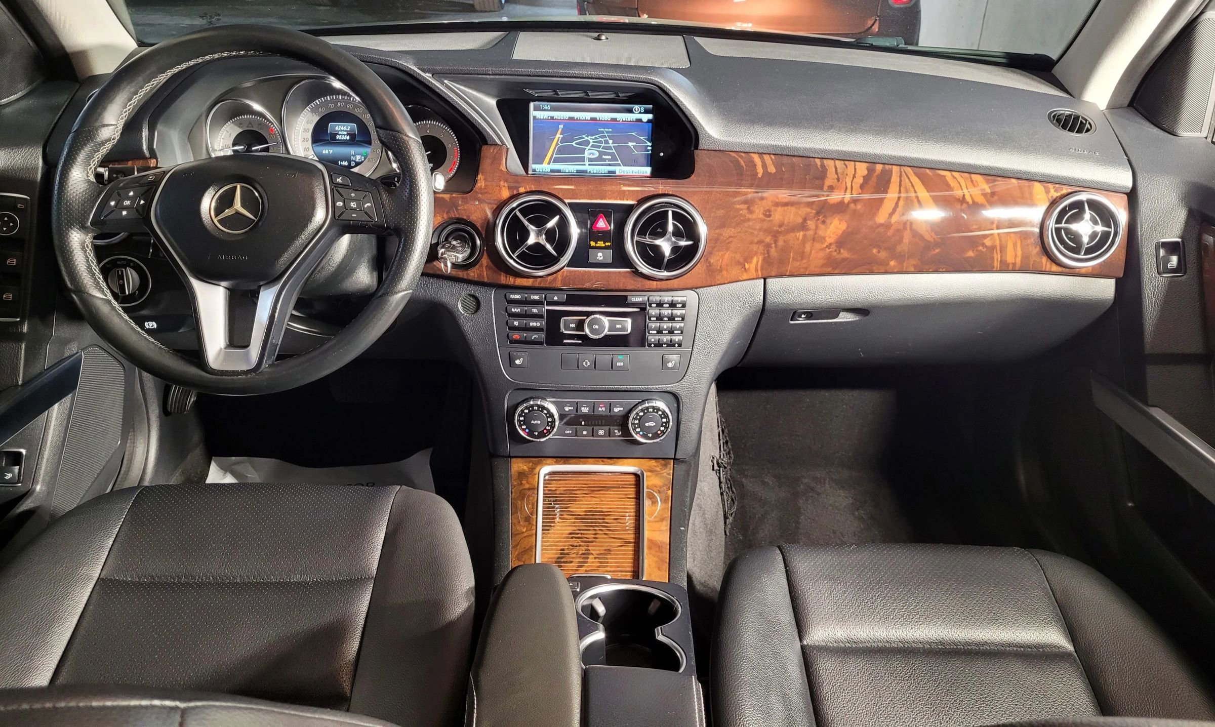 Used 2015 Mercedes-Benz GLK 350 4MATIC image 21