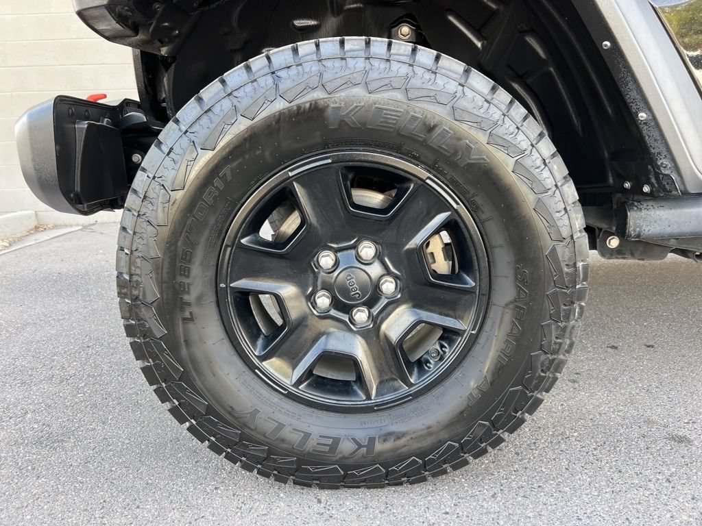 Used 2021 Jeep Gladiator Mojave AWD/4WD image 25