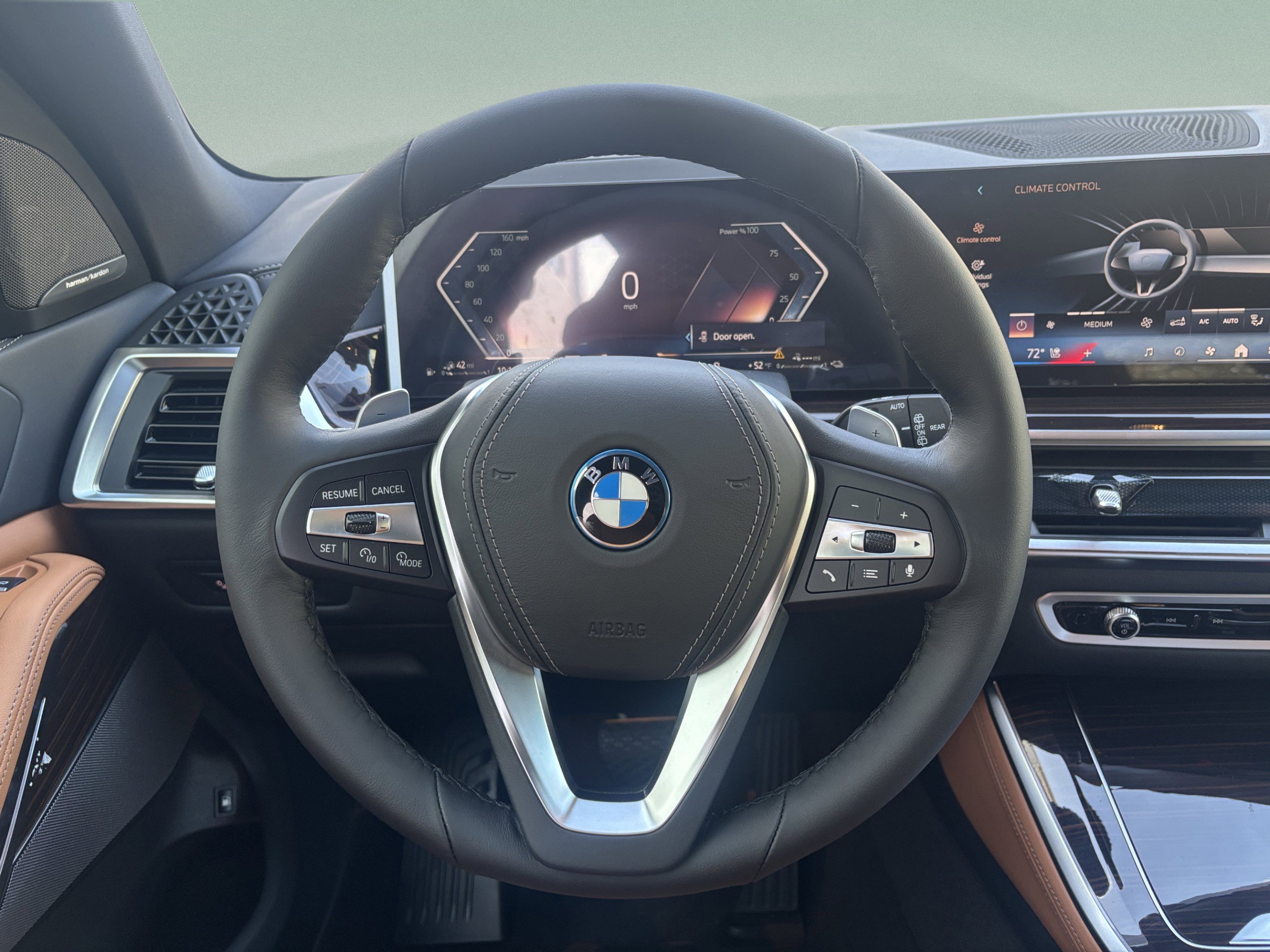 Used 2026 BMW X5 xDrive50e w/ Premium Package AWD/4WD image 8