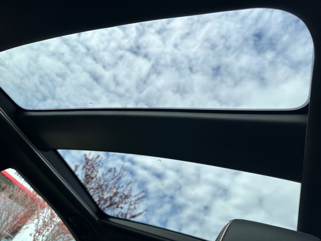 Certified 2025 Toyota Crown Nightshade image 23