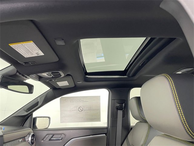 New 2026 Chevrolet Colorado ZR2 w/ Technology Package image 13