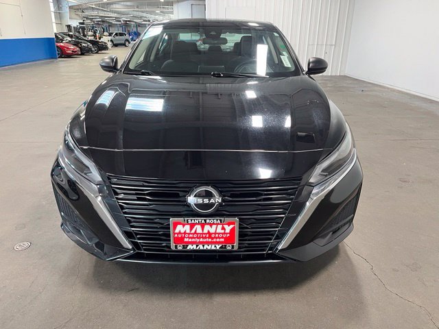 Used 2024 Nissan Altima 2.5 SV FWD image 7