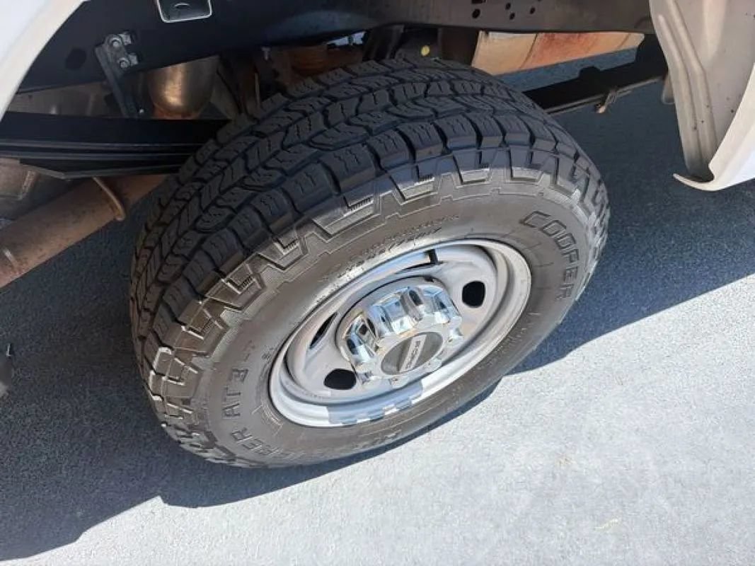Used 2021 Ford F250 XL w/ Power Equipment Group AWD/4WD image 54