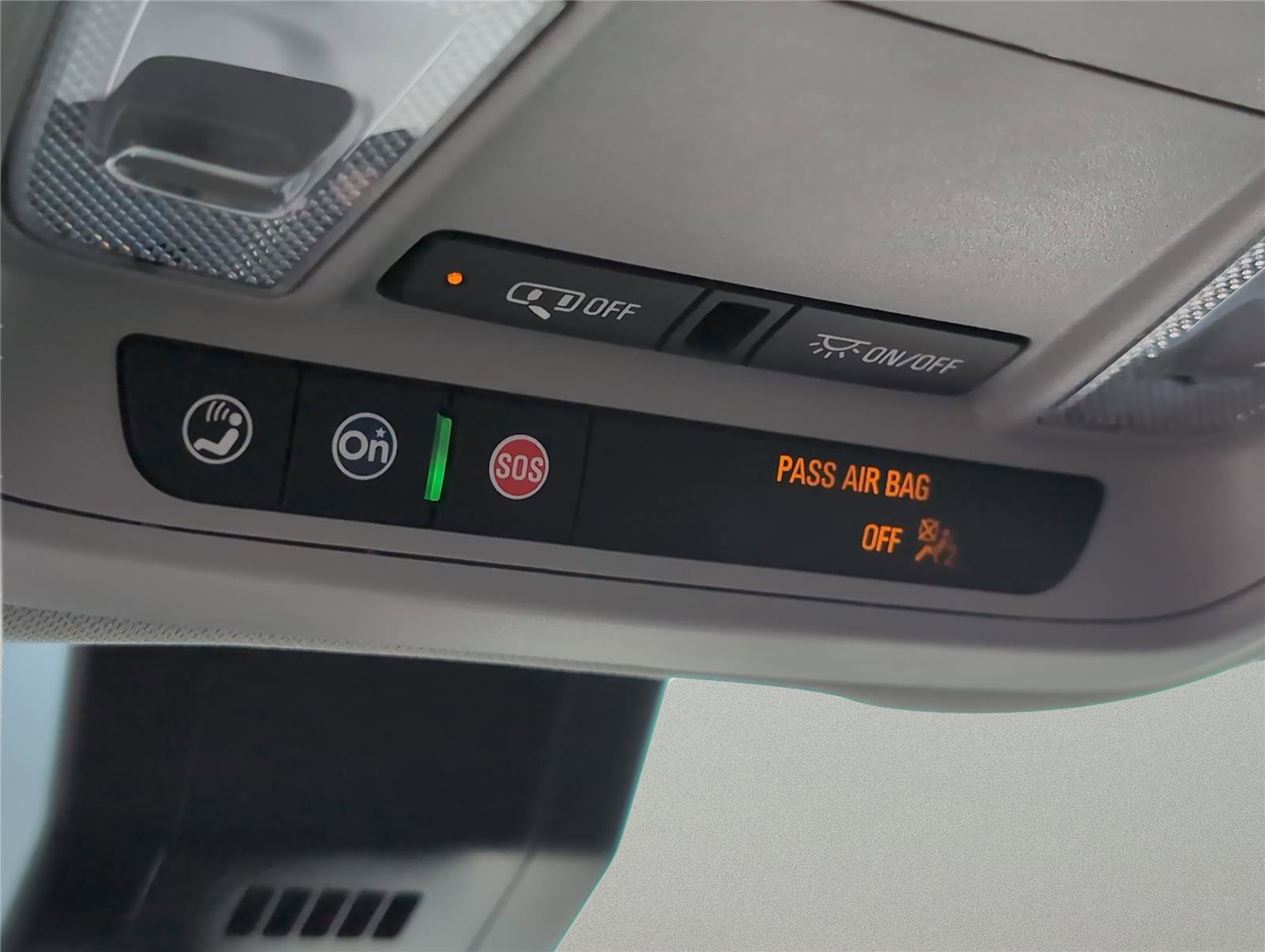 Used 2021 GMC Terrain SLT image 13