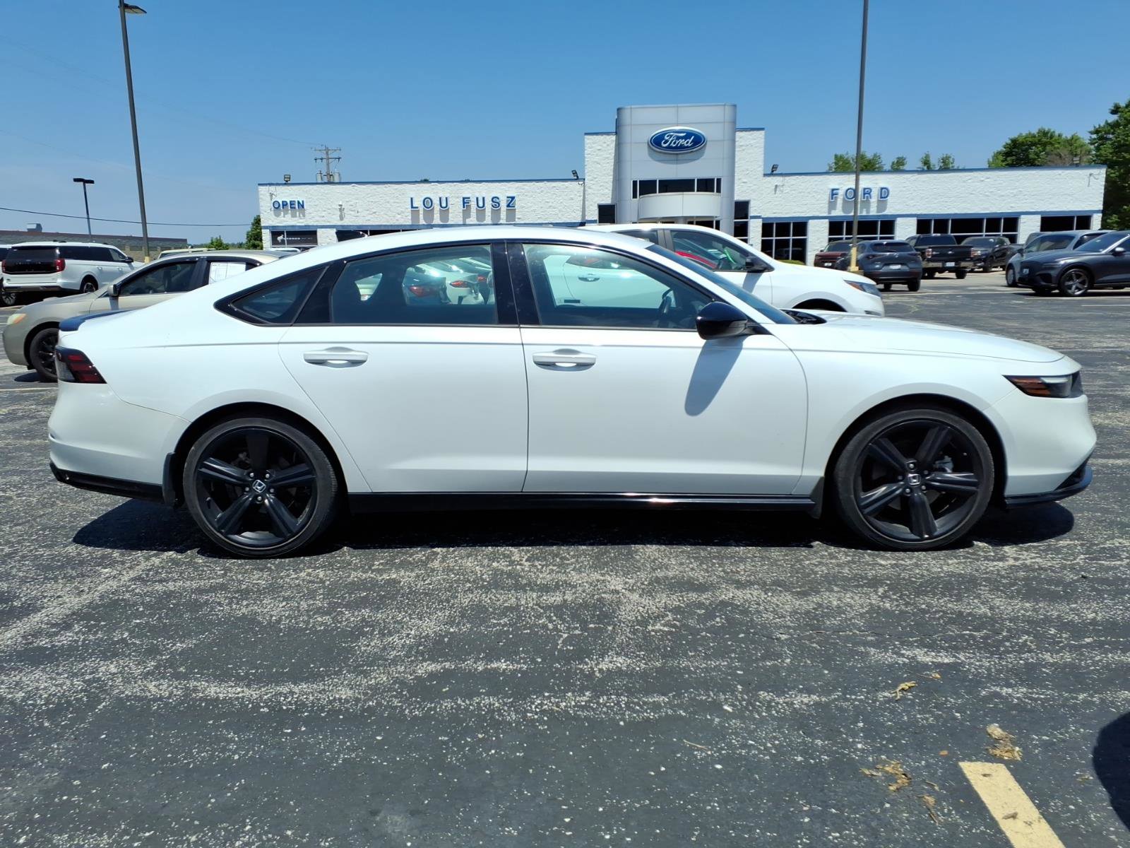 Used 2023 Honda Accord Sport image 29