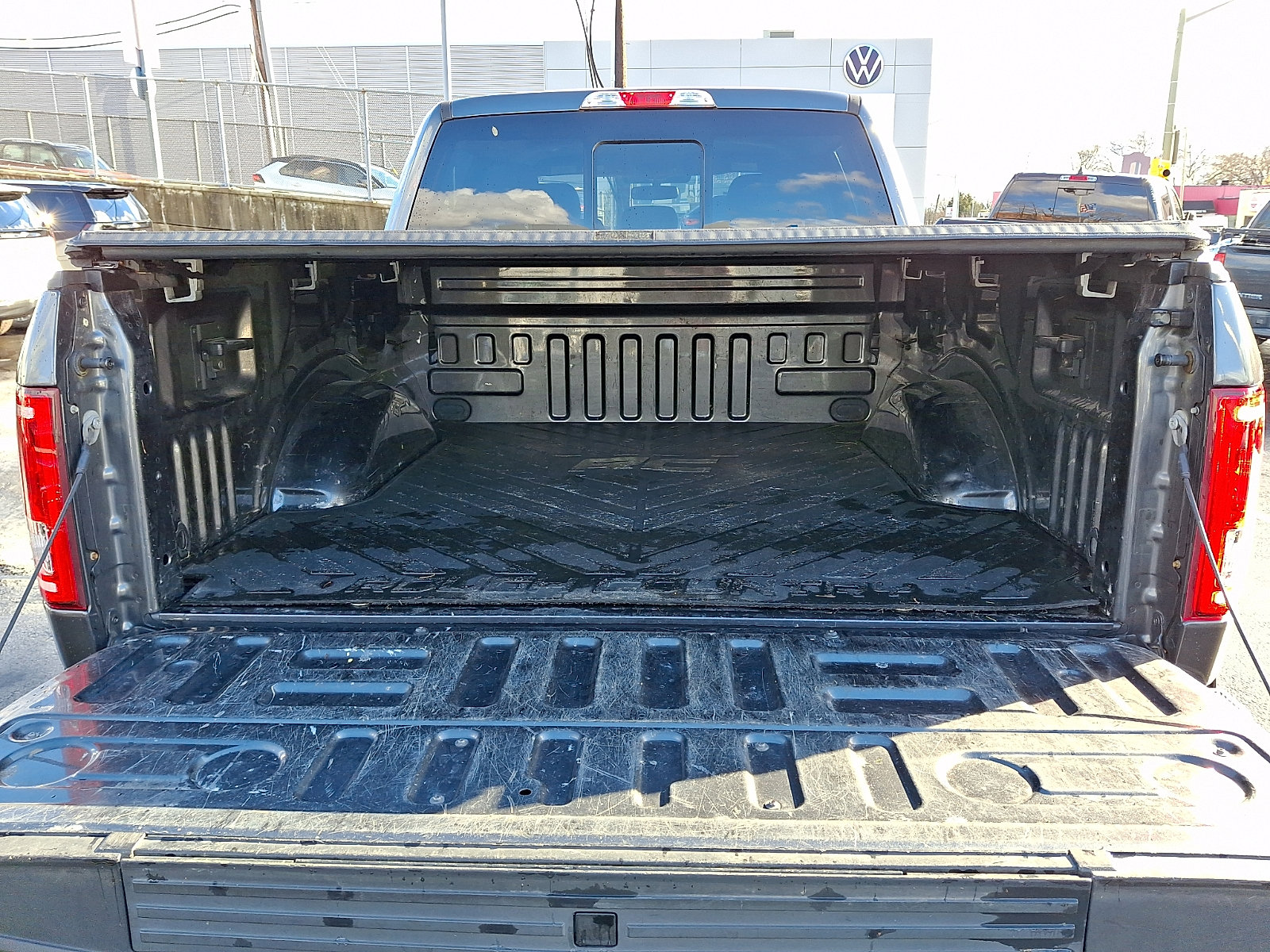 Used 2017 Ford F150 XLT w/ Equipment Group 302A Luxury image 30