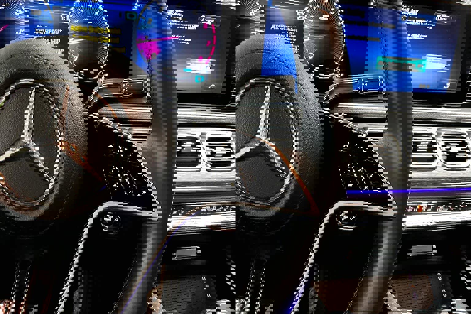 Used 2024 Mercedes-Benz GLE 350 4MATIC image 25